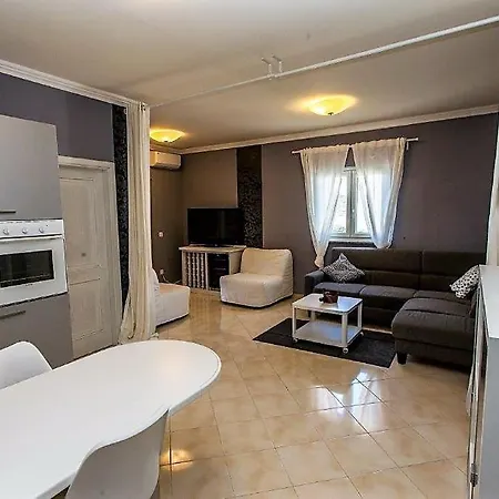 Apartment Teta Ana - Novalja *
