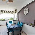 Apartment Teta Ana - Novalja Split